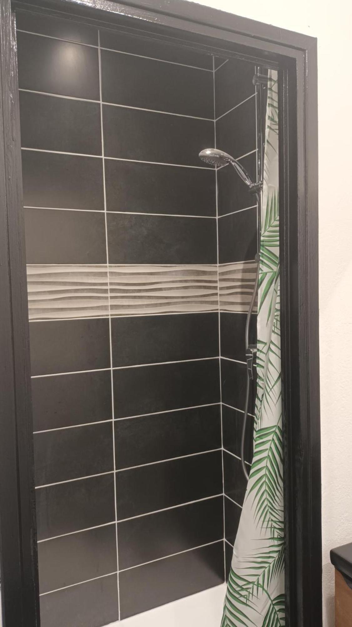 Appartement T1 Proche De Vulcania Pontaumur エクステリア 写真